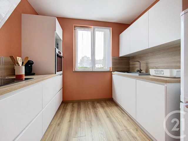 Appartement F2 à louer - 2 pièces - 58.23 m2 - CHALONS EN CHAMPAGNE - 51 - CHAMPAGNE-ARDENNE - Century 21 Martinot Immobilier