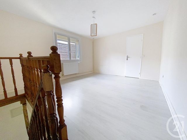 Appartement Duplex à louer - 2 pièces - 45.45 m2 - CHALONS EN CHAMPAGNE - 51 - CHAMPAGNE-ARDENNE - Century 21 Martinot Immobilier