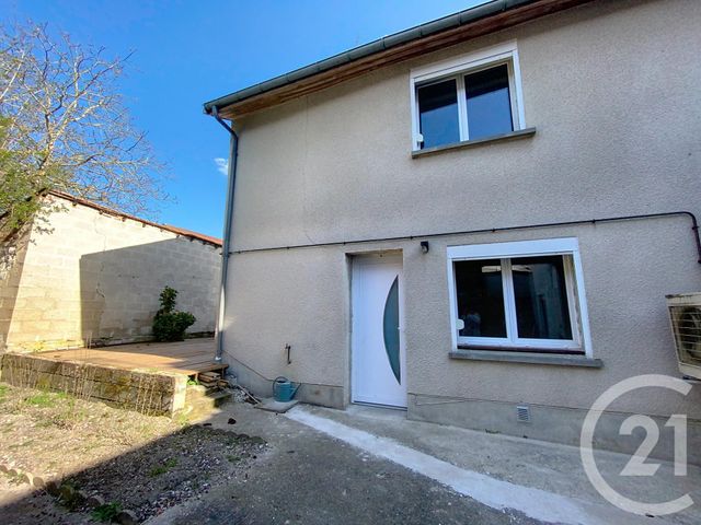 Appartement Duplex à louer - 2 pièces - 45.45 m2 - CHALONS EN CHAMPAGNE - 51 - CHAMPAGNE-ARDENNE - Century 21 Martinot Immobilier