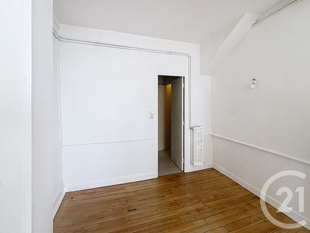 Appartement Studio à louer - 1 pièce - 35.7 m2 - CHALONS EN CHAMPAGNE - 51 - CHAMPAGNE-ARDENNE - Century 21 Martinot Immobilier