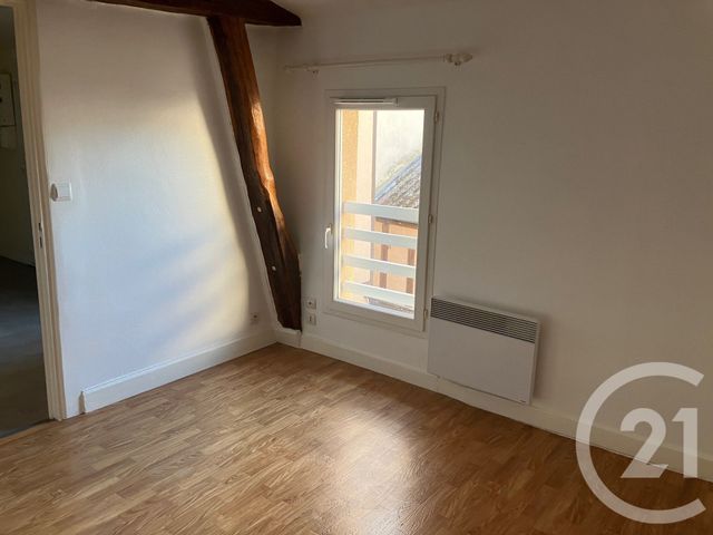 Appartement F4 à vendre - 5 pièces - 83.2 m2 - CHALONS EN CHAMPAGNE - 51 - CHAMPAGNE-ARDENNE - Century 21 Martinot Immobilier