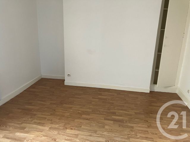Appartement F4 à vendre - 5 pièces - 83.2 m2 - CHALONS EN CHAMPAGNE - 51 - CHAMPAGNE-ARDENNE - Century 21 Martinot Immobilier