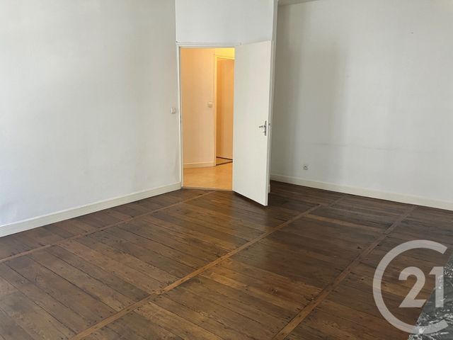Appartement F4 à vendre - 5 pièces - 83.2 m2 - CHALONS EN CHAMPAGNE - 51 - CHAMPAGNE-ARDENNE - Century 21 Martinot Immobilier
