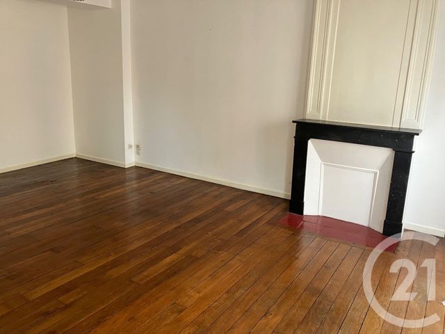 Appartement F4 à vendre - 5 pièces - 81.0 m2 - CHALONS EN CHAMPAGNE - 51 - CHAMPAGNE-ARDENNE - Century 21 Martinot Immobilier