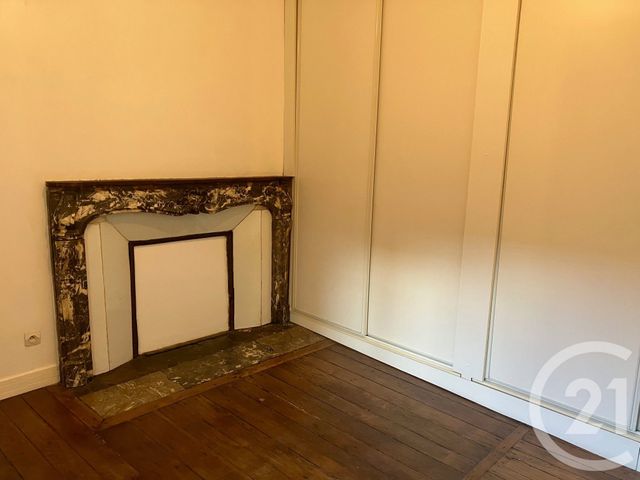 Appartement F4 à vendre - 5 pièces - 81.0 m2 - CHALONS EN CHAMPAGNE - 51 - CHAMPAGNE-ARDENNE - Century 21 Martinot Immobilier
