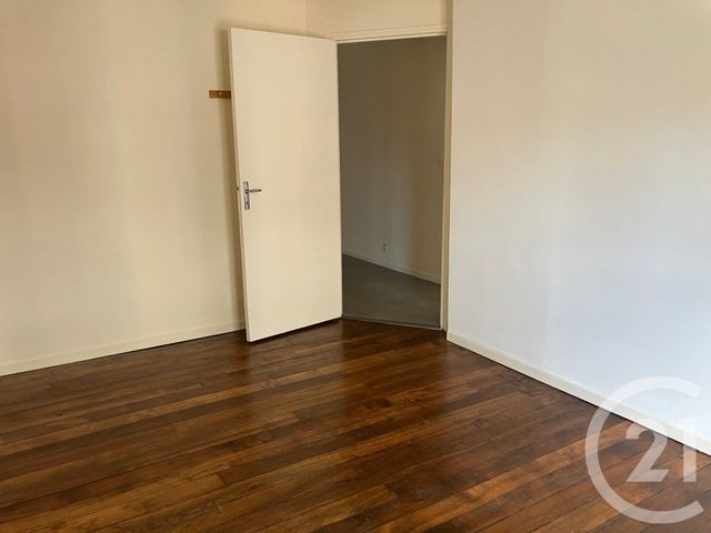 Appartement F4 à vendre - 5 pièces - 81.0 m2 - CHALONS EN CHAMPAGNE - 51 - CHAMPAGNE-ARDENNE - Century 21 Martinot Immobilier