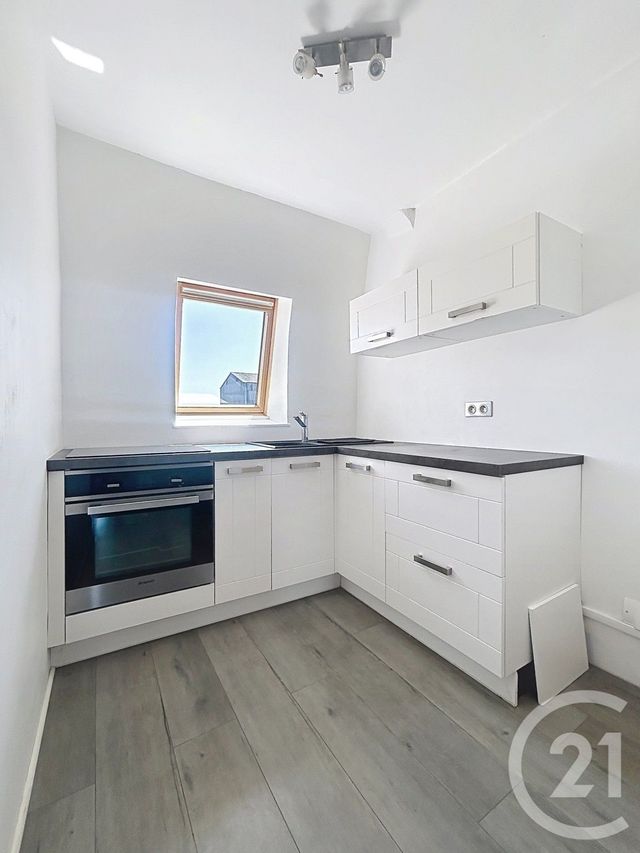Appartement Duplex à vendre - 2 pièces - 60.0 m2 - CHALONS EN CHAMPAGNE - 51 - CHAMPAGNE-ARDENNE - Century 21 Martinot Immobilier