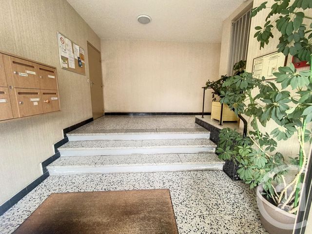 Appartement F3 à louer - 3 pièces - 65.33 m2 - CHALONS EN CHAMPAGNE - 51 - CHAMPAGNE-ARDENNE - Century 21 Martinot Immobilier