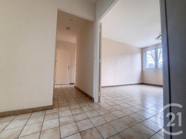 Appartement F3 à louer - 3 pièces - 65.33 m2 - CHALONS EN CHAMPAGNE - 51 - CHAMPAGNE-ARDENNE - Century 21 Martinot Immobilier