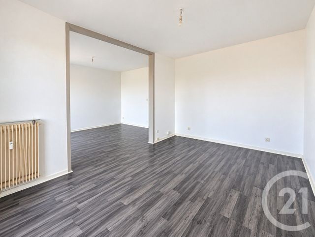 Appartement F4 à vendre - 4 pièces - 70.4 m2 - CHALONS EN CHAMPAGNE - 51 - CHAMPAGNE-ARDENNE - Century 21 Martinot Immobilier