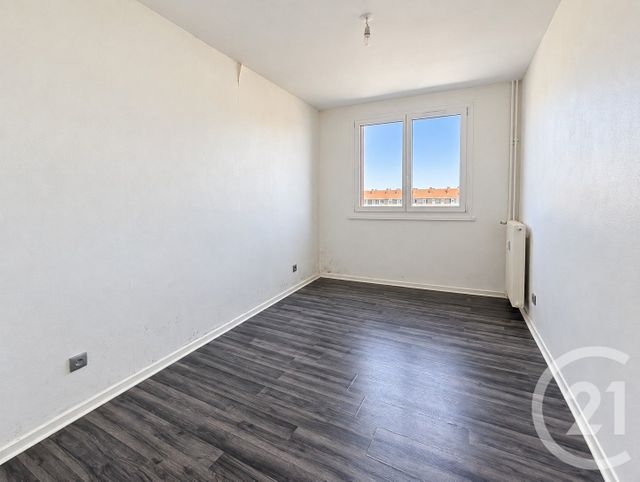 Appartement F4 à vendre - 4 pièces - 70.4 m2 - CHALONS EN CHAMPAGNE - 51 - CHAMPAGNE-ARDENNE - Century 21 Martinot Immobilier