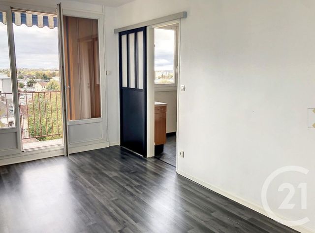 Appartement F4 à vendre - 4 pièces - 70.4 m2 - CHALONS EN CHAMPAGNE - 51 - CHAMPAGNE-ARDENNE - Century 21 Martinot Immobilier
