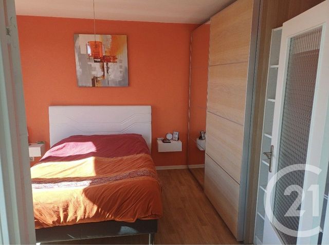 Appartement à louer - 2 pièces - 42.0 m2 - CHALONS EN CHAMPAGNE - 51 - CHAMPAGNE-ARDENNE - Century 21 Martinot Immobilier