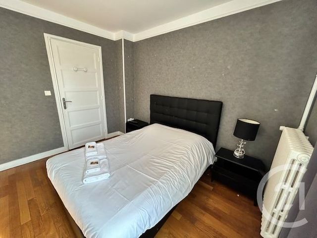 Appartement à louer - 4 pièces - 87.76 m2 - CHALONS EN CHAMPAGNE - 51 - CHAMPAGNE-ARDENNE - Century 21 Martinot Immobilier