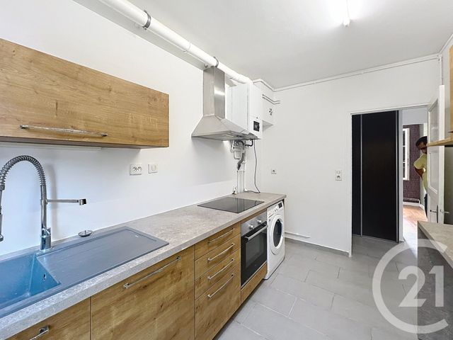 Appartement à louer - 3 pièces - 55.7 m2 - CHALONS EN CHAMPAGNE - 51 - CHAMPAGNE-ARDENNE - Century 21 Martinot Immobilier