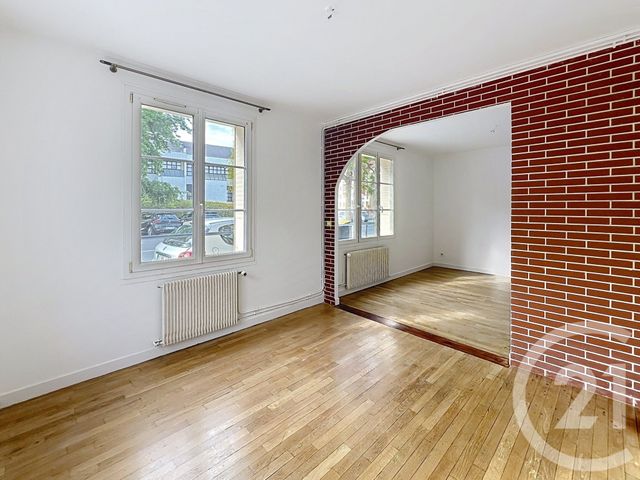 Appartement à louer - 3 pièces - 55.7 m2 - CHALONS EN CHAMPAGNE - 51 - CHAMPAGNE-ARDENNE - Century 21 Martinot Immobilier