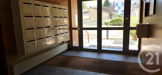 Appartement F1 à vendre - 2 pièces - 27.77 m2 - CHALONS EN CHAMPAGNE - 51 - CHAMPAGNE-ARDENNE - Century 21 Martinot Immobilier