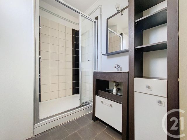Appartement F3 à louer - 3 pièces - 61.48 m2 - CHALONS EN CHAMPAGNE - 51 - CHAMPAGNE-ARDENNE - Century 21 Martinot Immobilier