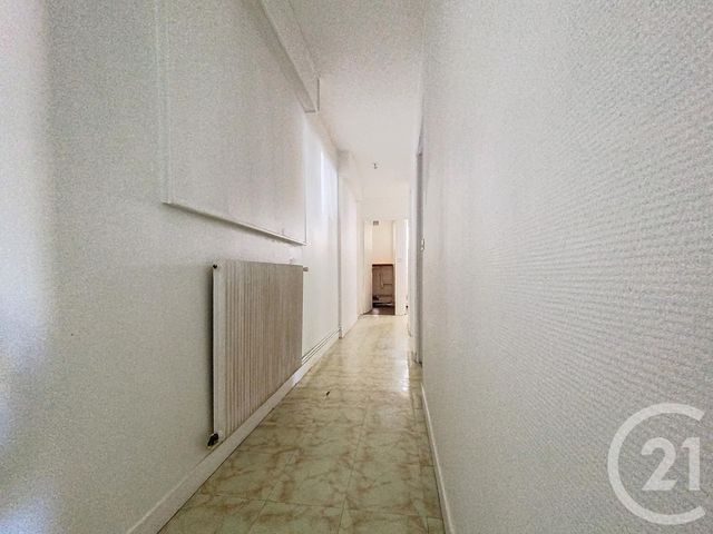 Appartement F3 à louer - 3 pièces - 61.48 m2 - CHALONS EN CHAMPAGNE - 51 - CHAMPAGNE-ARDENNE - Century 21 Martinot Immobilier