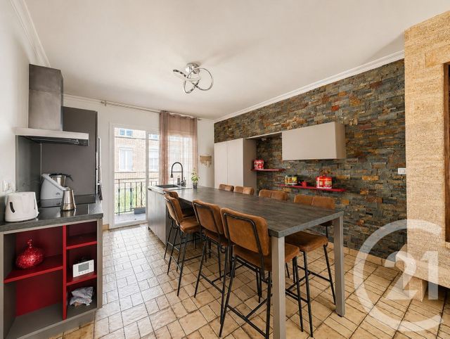 maison à vendre - 7 pièces - 174.65 m2 - CHALONS EN CHAMPAGNE - 51 - CHAMPAGNE-ARDENNE - Century 21 Martinot Immobilier
