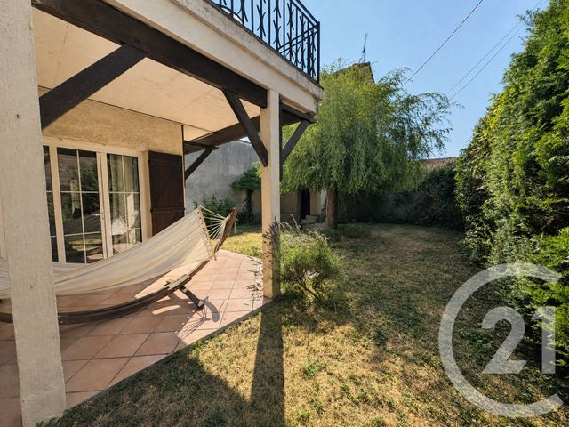 maison à vendre - 7 pièces - 174.65 m2 - CHALONS EN CHAMPAGNE - 51 - CHAMPAGNE-ARDENNE - Century 21 Martinot Immobilier