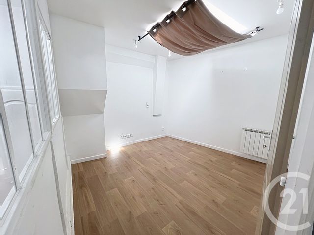 Appartement à louer - 2 pièces - 60.09 m2 - CHALONS EN CHAMPAGNE - 51 - CHAMPAGNE-ARDENNE - Century 21 Martinot Immobilier