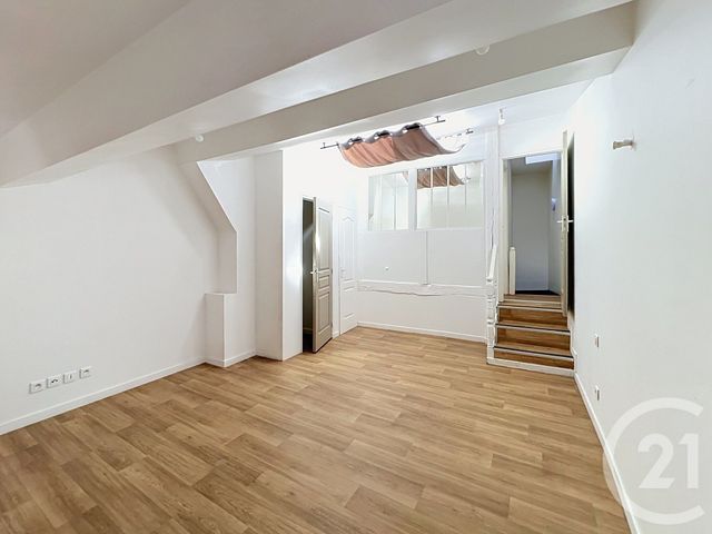 Appartement à louer - 2 pièces - 60.09 m2 - CHALONS EN CHAMPAGNE - 51 - CHAMPAGNE-ARDENNE - Century 21 Martinot Immobilier