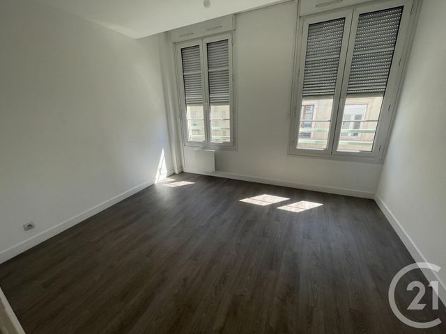 Appartement F3 à louer - 3 pièces - 61.15 m2 - CHALONS EN CHAMPAGNE - 51 - CHAMPAGNE-ARDENNE - Century 21 Martinot Immobilier