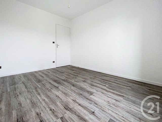 Appartement F3 à louer - 3 pièces - 61.72 m2 - CHALONS EN CHAMPAGNE - 51 - CHAMPAGNE-ARDENNE - Century 21 Martinot Immobilier