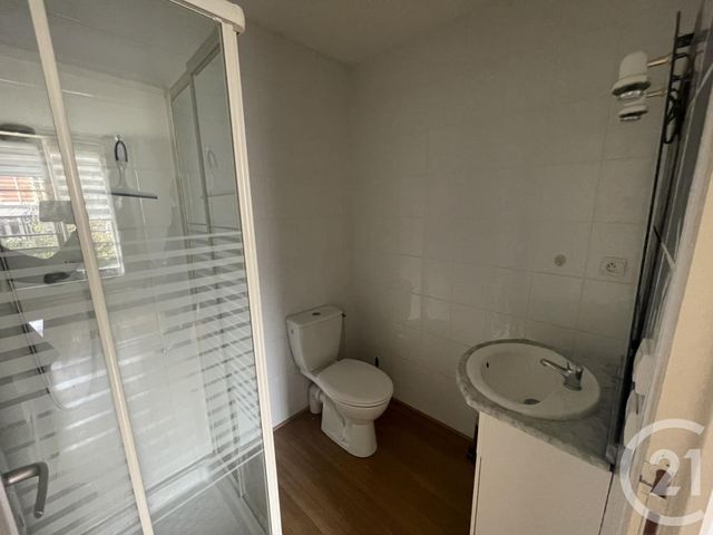 Appartement Studio à louer - 1 pièce - 20.0 m2 - CHALONS EN CHAMPAGNE - 51 - CHAMPAGNE-ARDENNE - Century 21 Martinot Immobilier