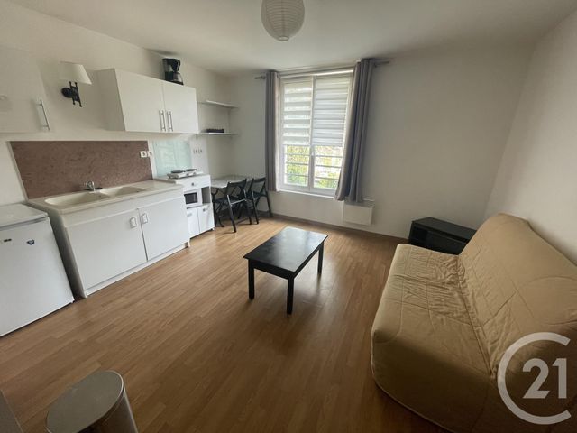 Appartement Studio à louer - 1 pièce - 20.0 m2 - CHALONS EN CHAMPAGNE - 51 - CHAMPAGNE-ARDENNE - Century 21 Martinot Immobilier