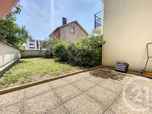 Appartement F2 à louer - 2 pièces - 51.99 m2 - CHALONS EN CHAMPAGNE - 51 - CHAMPAGNE-ARDENNE - Century 21 Martinot Immobilier