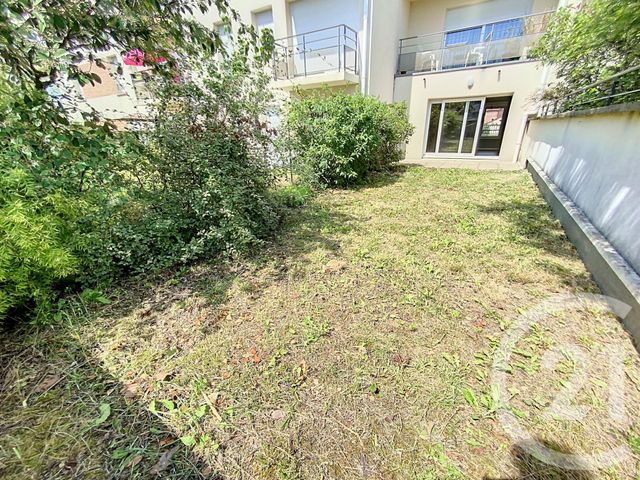 Appartement F2 à louer - 2 pièces - 51.99 m2 - CHALONS EN CHAMPAGNE - 51 - CHAMPAGNE-ARDENNE - Century 21 Martinot Immobilier