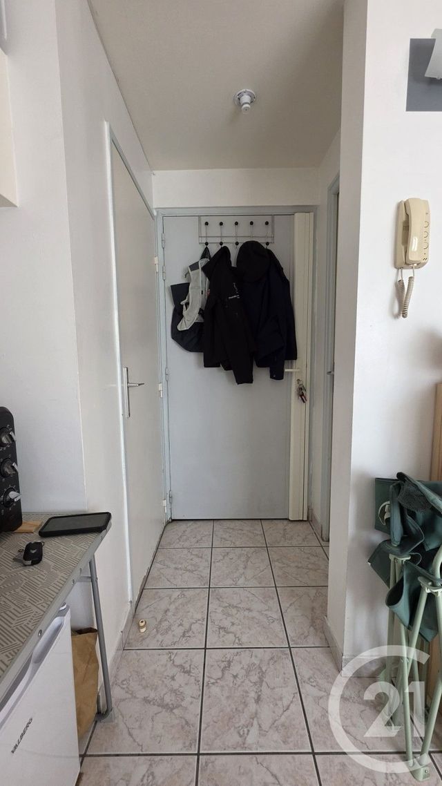 Appartement F1 à vendre - 2 pièces - 22.13 m2 - CHALONS EN CHAMPAGNE - 51 - CHAMPAGNE-ARDENNE - Century 21 Martinot Immobilier