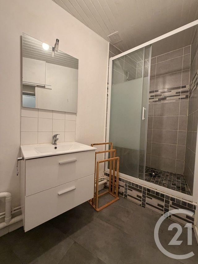 Appartement Studio à louer - 1 pièce - 18.92 m2 - CHALONS EN CHAMPAGNE - 51 - CHAMPAGNE-ARDENNE - Century 21 Martinot Immobilier