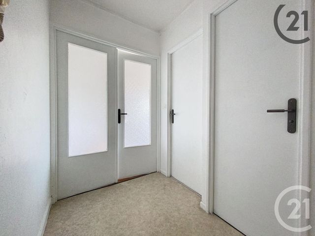 Appartement F2 à louer - 2 pièces - 50.46 m2 - CHALONS EN CHAMPAGNE - 51 - CHAMPAGNE-ARDENNE - Century 21 Martinot Immobilier