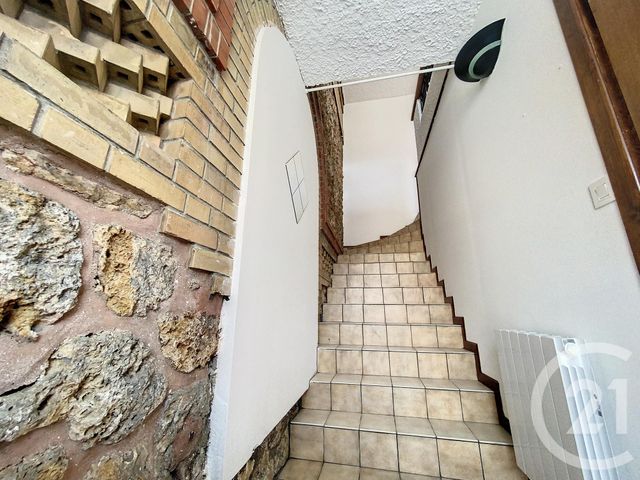 Appartement F4 à louer - 4 pièces - 97.37 m2 - CHALONS EN CHAMPAGNE - 51 - CHAMPAGNE-ARDENNE - Century 21 Martinot Immobilier