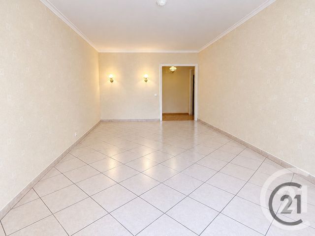 Appartement à vendre - 3 pièces - 60.56 m2 - CHALONS EN CHAMPAGNE - 51 - CHAMPAGNE-ARDENNE - Century 21 Martinot Immobilier