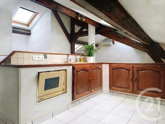 Appartement à vendre - 3 pièces - 56.1 m2 - CHALONS EN CHAMPAGNE - 51 - CHAMPAGNE-ARDENNE - Century 21 Martinot Immobilier