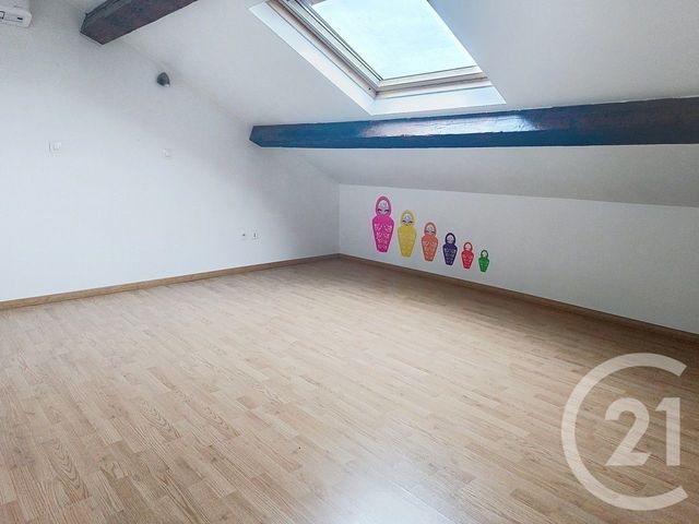 Appartement à vendre - 3 pièces - 56.1 m2 - CHALONS EN CHAMPAGNE - 51 - CHAMPAGNE-ARDENNE - Century 21 Martinot Immobilier
