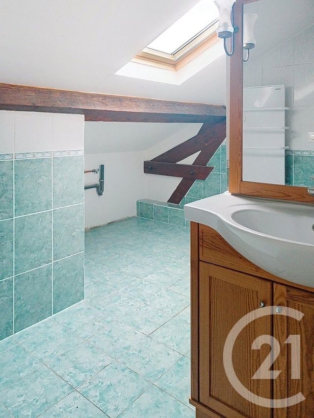 Appartement à vendre - 3 pièces - 56.1 m2 - CHALONS EN CHAMPAGNE - 51 - CHAMPAGNE-ARDENNE - Century 21 Martinot Immobilier