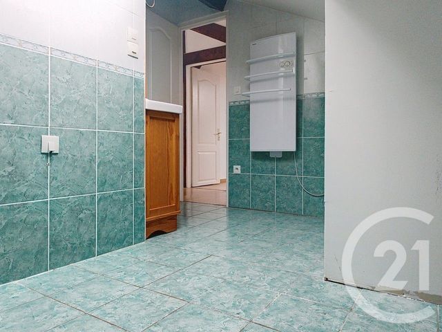 Appartement à vendre - 3 pièces - 56.1 m2 - CHALONS EN CHAMPAGNE - 51 - CHAMPAGNE-ARDENNE - Century 21 Martinot Immobilier