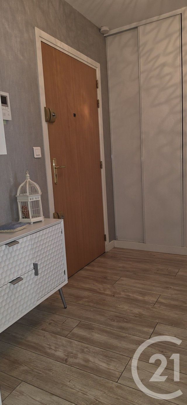 Appartement F3 à vendre - 3 pièces - 63.32 m2 - CHALONS EN CHAMPAGNE - 51 - CHAMPAGNE-ARDENNE - Century 21 Martinot Immobilier