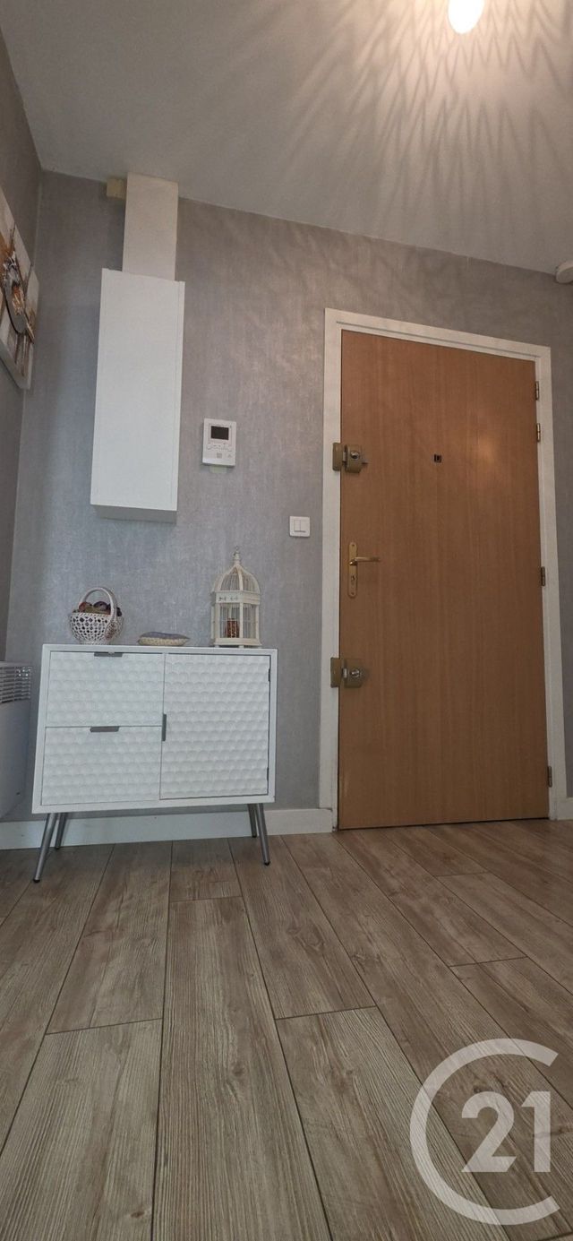 Appartement F3 à vendre - 3 pièces - 63.32 m2 - CHALONS EN CHAMPAGNE - 51 - CHAMPAGNE-ARDENNE - Century 21 Martinot Immobilier