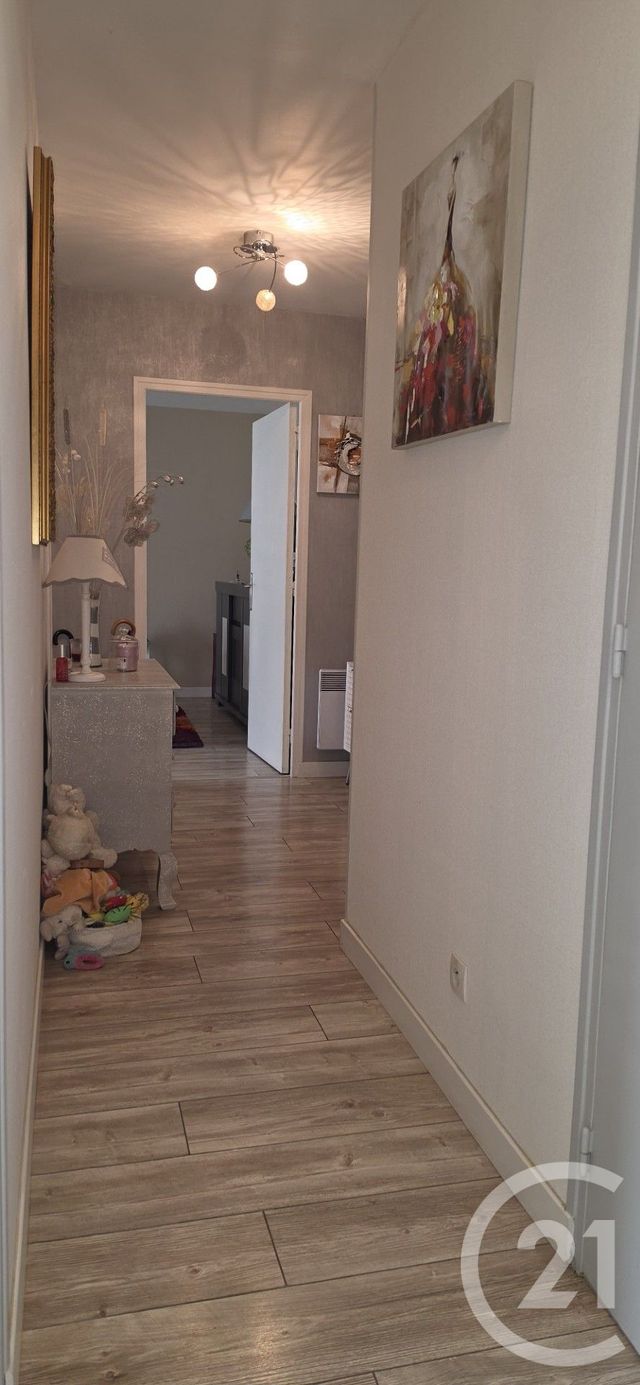 Appartement F3 à vendre - 3 pièces - 63.32 m2 - CHALONS EN CHAMPAGNE - 51 - CHAMPAGNE-ARDENNE - Century 21 Martinot Immobilier