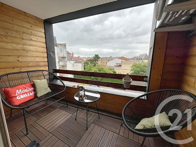 Appartement à louer - 3 pièces - 75.82 m2 - CHALONS EN CHAMPAGNE - 51 - CHAMPAGNE-ARDENNE - Century 21 Martinot Immobilier