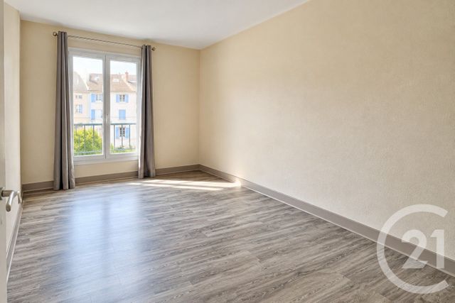 Appartement F5 à vendre - 5 pièces - 96.33 m2 - CHALONS EN CHAMPAGNE - 51 - CHAMPAGNE-ARDENNE - Century 21 Martinot Immobilier