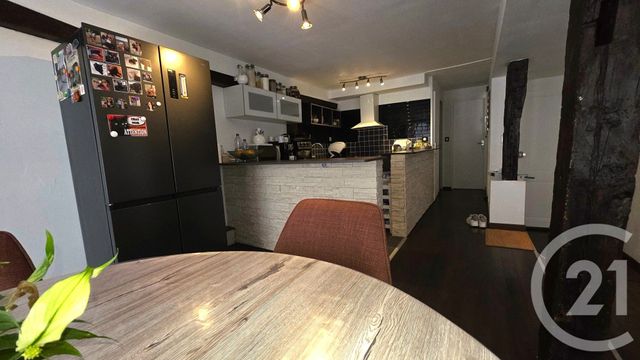 Appartement F3 à vendre - 3 pièces - 85.0 m2 - CHALONS EN CHAMPAGNE - 51 - CHAMPAGNE-ARDENNE - Century 21 Martinot Immobilier