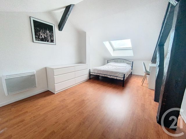 Appartement Duplex à louer - 5 pièces - 89.71 m2 - CHALONS EN CHAMPAGNE - 51 - CHAMPAGNE-ARDENNE - Century 21 Martinot Immobilier